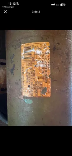 Bomba de água trifásica