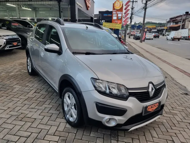 Renault Sandero Stepway Flex 1.6 16V 5P 2018