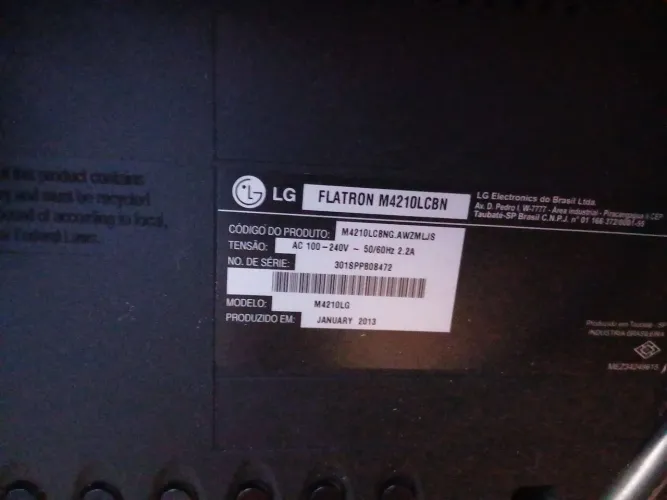 Monitor LG FLATRON M4210 LCBN 42 polegadas 