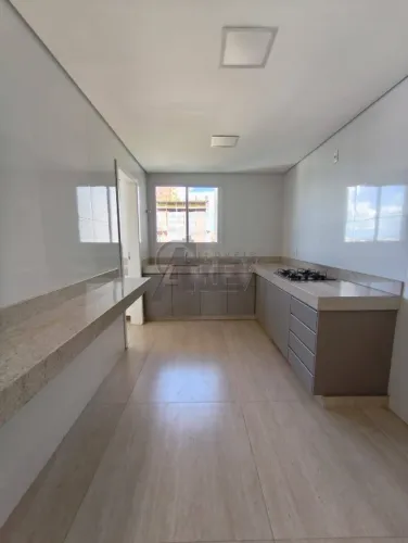 Apartamento à Venda - Montes Claros-MG