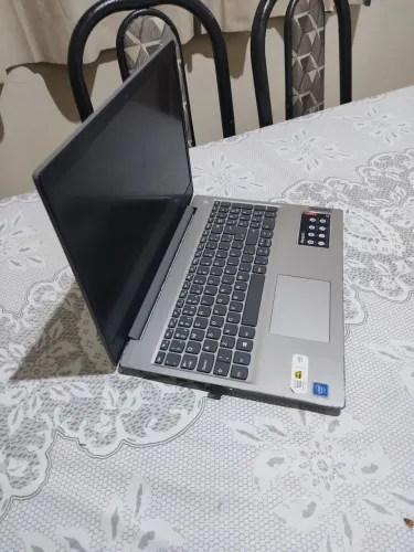 Notebook Lenovo 