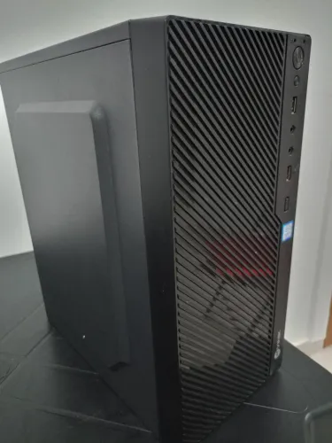 PC Gamer I7 7700, 8gb DDR4, SSD 240gb e RX 560 4gb