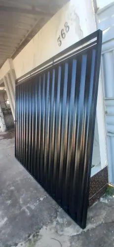 Portão semi novo. 2.80 x 2.20 sem socia.entrego em toda natal gratis