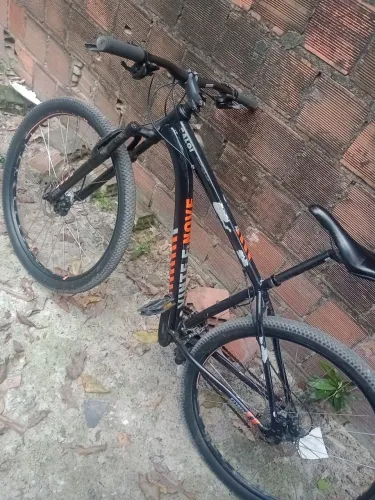Bicicleta aro 29 toda boa peças toda Shimano