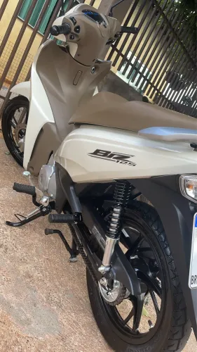 Vende-se Honda Biz 125 - Ano 2024