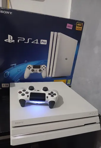 PS4 PRÓ