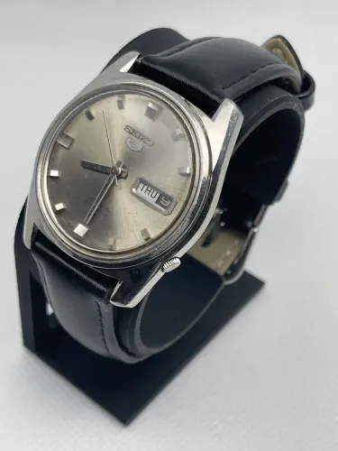 Seiko 5 automático