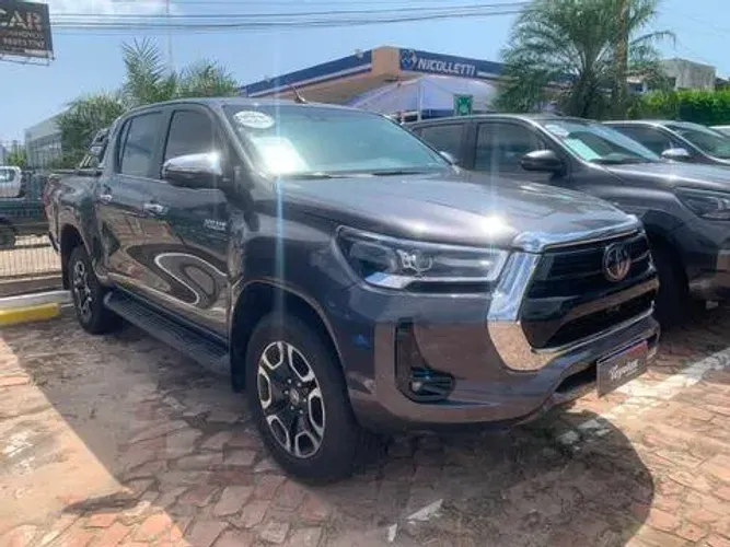 Toyota Hilux CD SRX 4X4 2.8 TDI 16V Diesel Aut. 2024