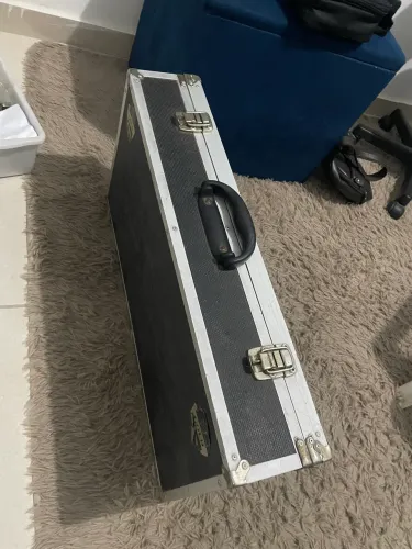 Caser para pedaleira