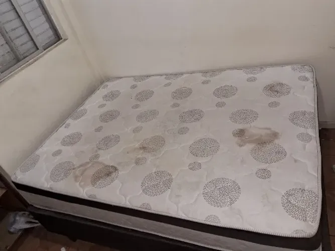 cama e colchão de casal
