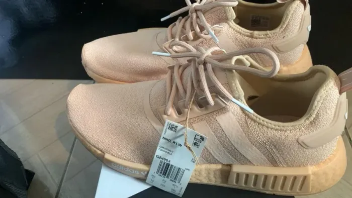 Tenis