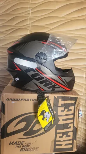 Capacete pro tork novo