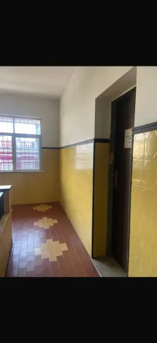 Vendo Sala Comercial no centro de Manaus.