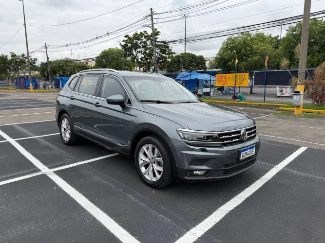 Volkswagen Tiguan Allspac Comf 250 TSI 1.4 Flex 2018