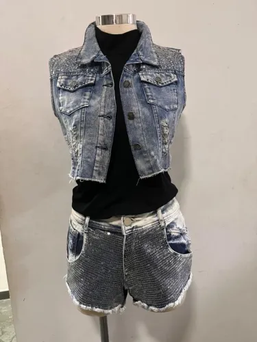 Conjunto jeans com paetês