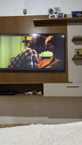 Vendo rack tv seminovo