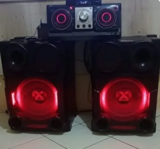 Vendo som LG 2000 w