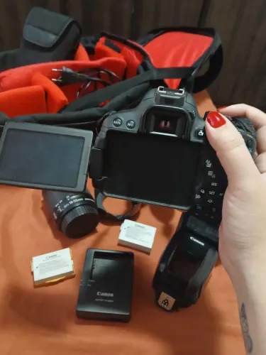 Canon T5i com acessórios
