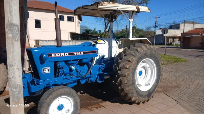 Trator Ford 4600
