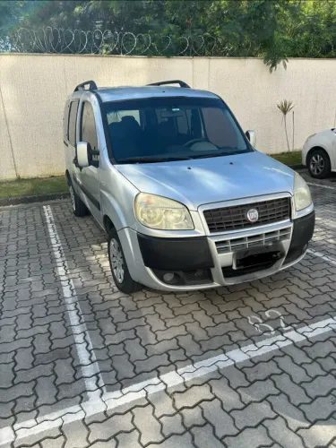 Fiat Doblo Attractive 1.4 Fire Flex 8V 5P 2012