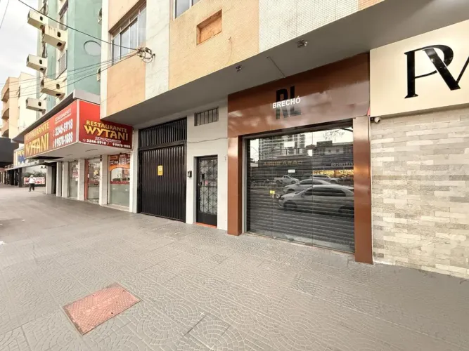 Sala para alugar em Maringá, Zona 03, com 51.9 m², Normândia