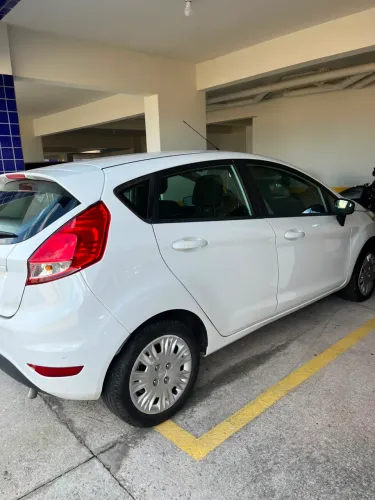 Ford Fiesta 1.5 16V Flex Mec. 5P 2014