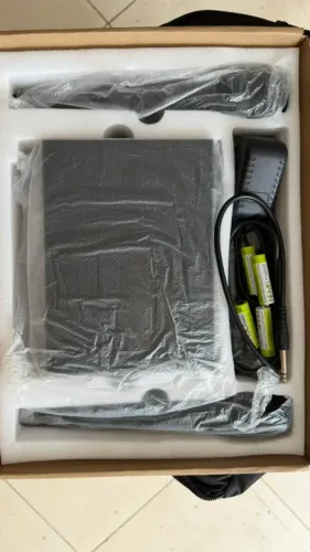 Microfonde duplo Somlimi Ew135g4 Multi Color Profissional Microfone Sem Fio Cor preto