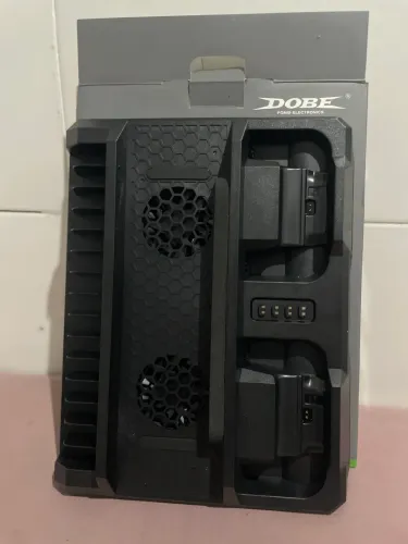 Base Cooler C/ Carregador De Controle Para X-box One S/x Cor Preto