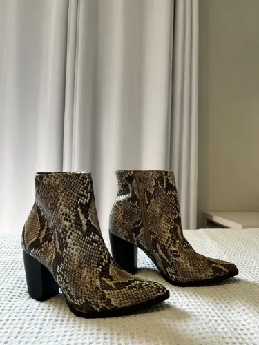 Bota Via Marte