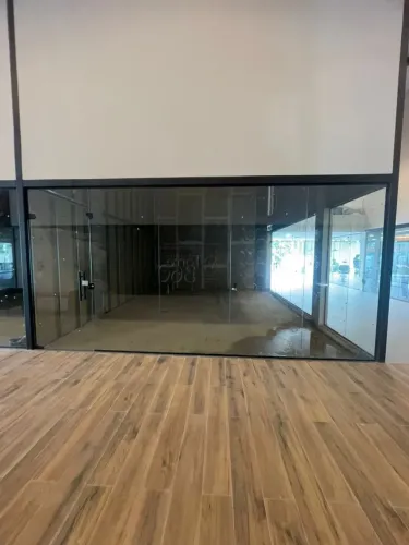 Centro comercial para aluguel com 35 metros quadrados em Ponta Negra - Manaus - AM