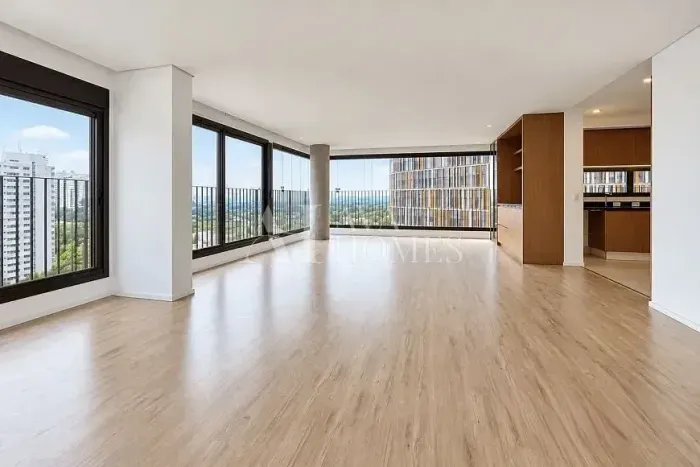 Imóvel para aluguel possui 140 metros quadrados com 2 quartos em Pinheiros - São Paulo - S