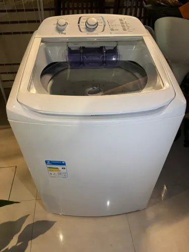 Máquina de Lavar 13Kg Electrolux Jet&Clean 