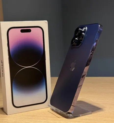 TELEFONE SEM NENHUM ARRANHÃO. BATERIA DURA 2 DIAS. FUNCIONA TUDO NO TELEFONE!