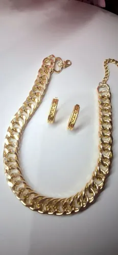 Conjunto correntaria elegante + brinco folheado