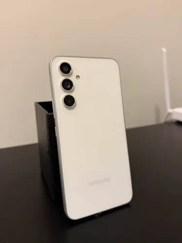 Samsung Galaxy A54 | 128GB | 8GB RAM | Excelente estado