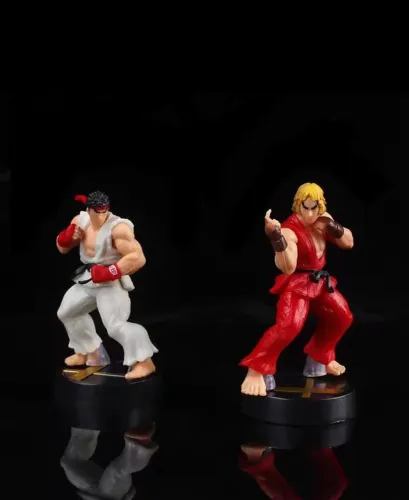 STREET FIGHTER FIGURES KEN E RYU