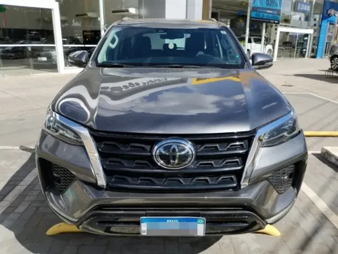 Toyota Hilux SW4 SRX 4X4 2.8 TDI 16V Dies. Aut. 2021