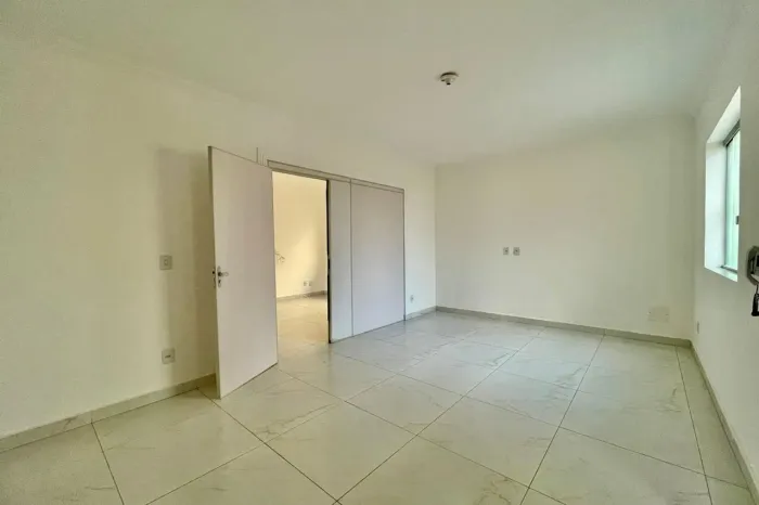 Casa à Venda - Santa Efigênia, 6 Quartos, 428 m2