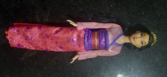 Kit Bonecas Moana e Mulan