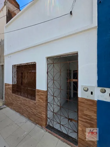 Casa Térrea Para Locação No Bairro Pimenta, Crato-CE.