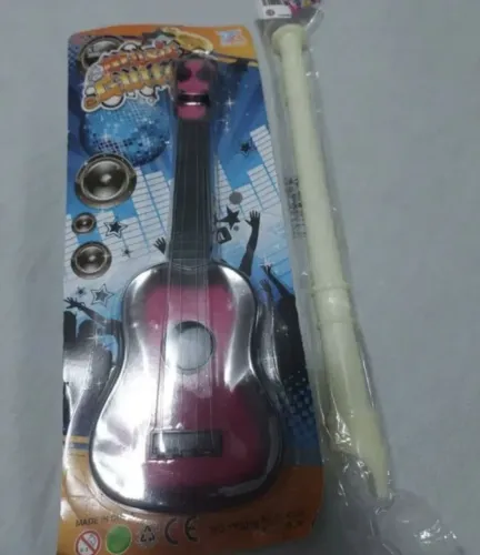 kit com dois instrumentos musicais infantis