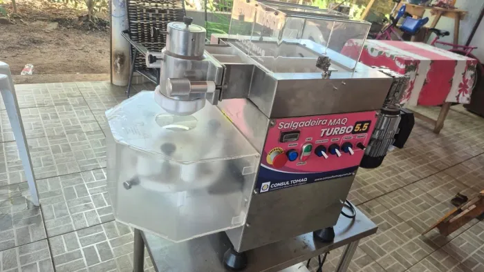 Máquina modeladora de salgados maqturbo 5.5