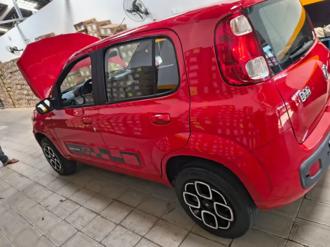 Fiat Uno Vivace/rua 1.0 EVO Fire Flex 8V 5P 2012