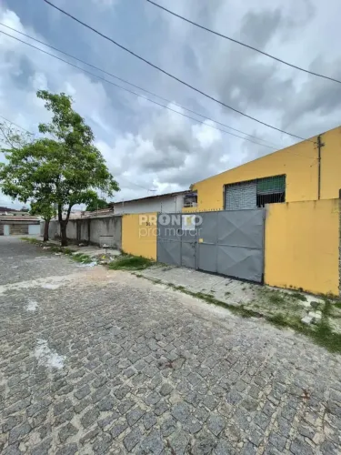 Galpão/Comercial na Tamarineira