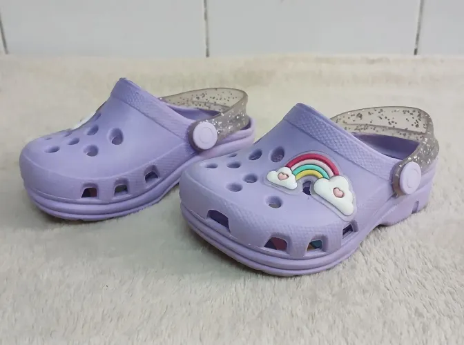 Chinelo Crocs Infantil Riachuelo Lilás Unicórnio 20-21<br>