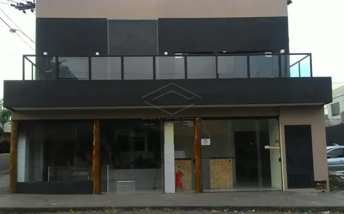 Excelente prédio comercial com diversas salas