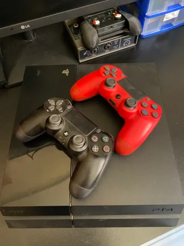 PlayStation 4 Fat DESBLOQUEADO 