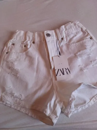 Short Zara 13/14 anos