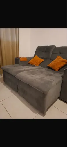 Vendo sofá retrátil, ótimo estado! FRETE GRÁTIS