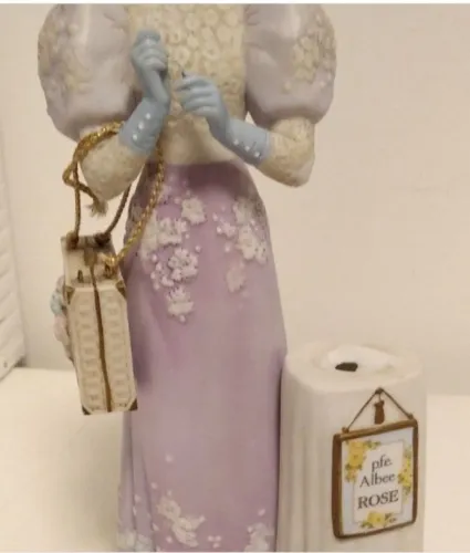 Boneca da Avon Original em Porcelana - Ms. Albee